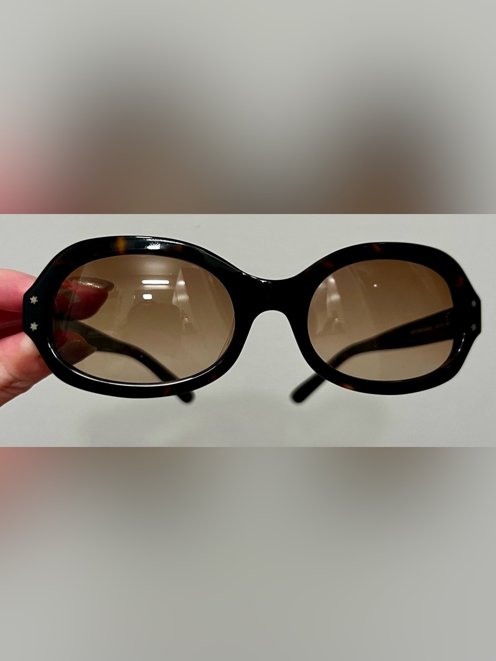 Pre-Loved | FURLA New Vivien Oval Tortoise Sunglasses Brown Gradient Y2K w/ Case - Picture 7 of 14